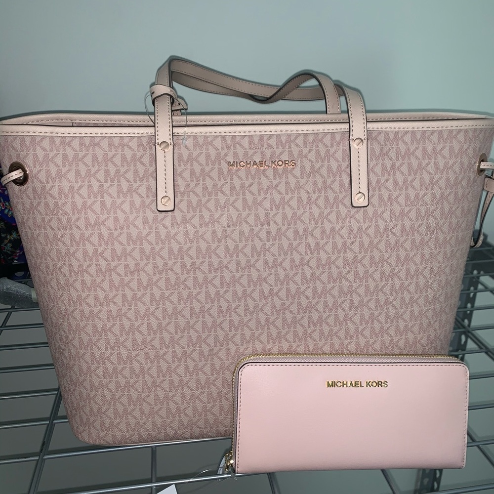 Authentic Michael Kors set